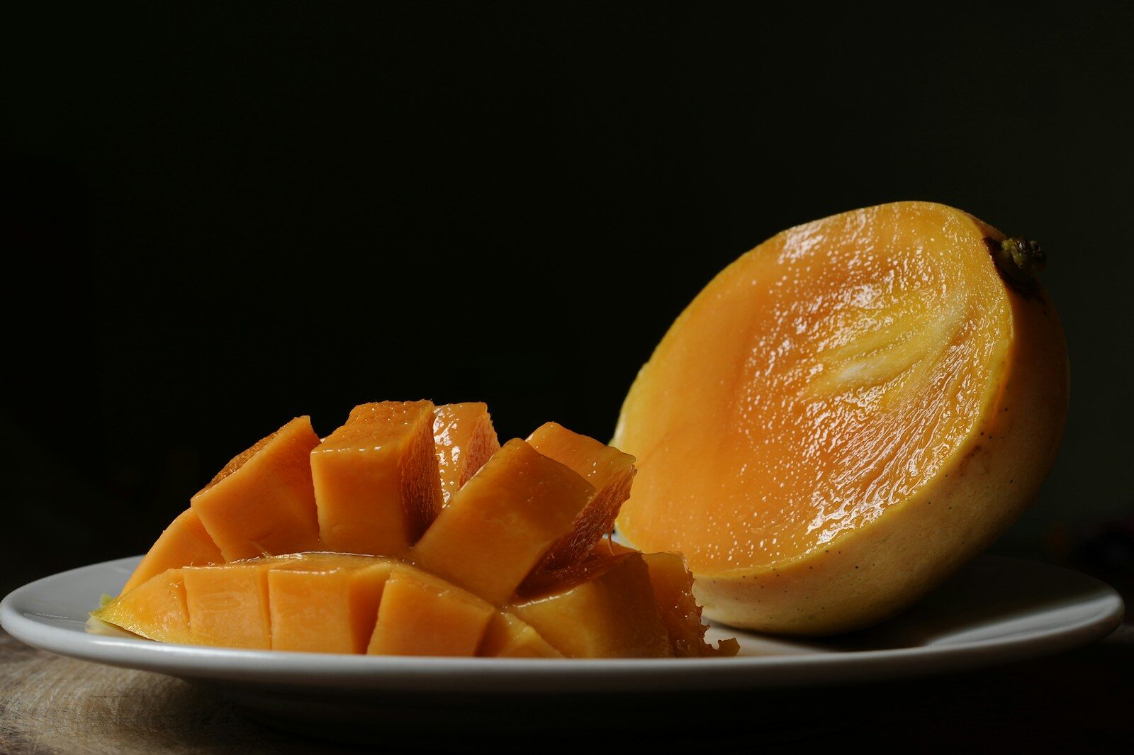 Read more about the article Can Diabetics Eat Mangoes? Complete Indian Guide (2026)